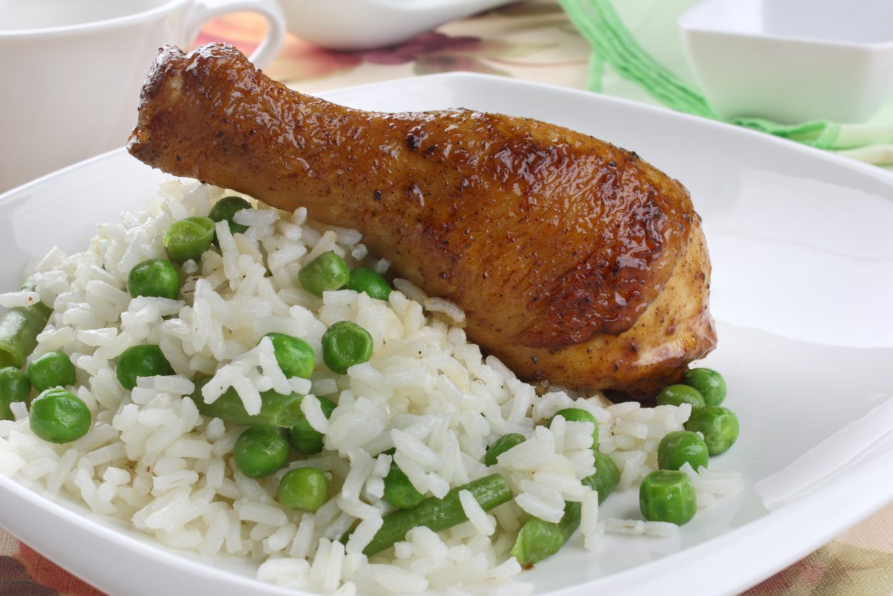 Pečené kuracie stehná s ryžou – Dobroty z kuchyne